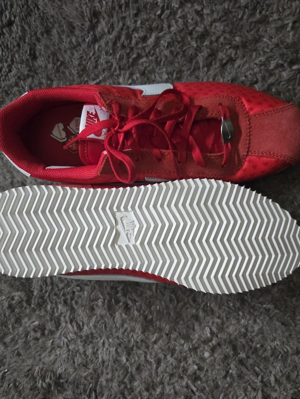 Nike Kids Cortez Bg Youth Size 6y Red And White Valentines Day 032026 - Picture 8 of 11